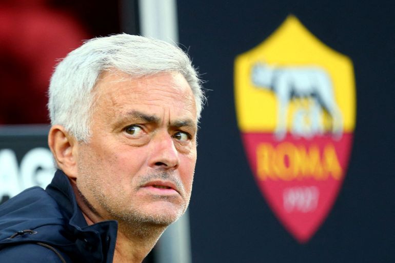 Roma-Fans verabschieden José Mourinho mit den aufrichtigsten Liedern